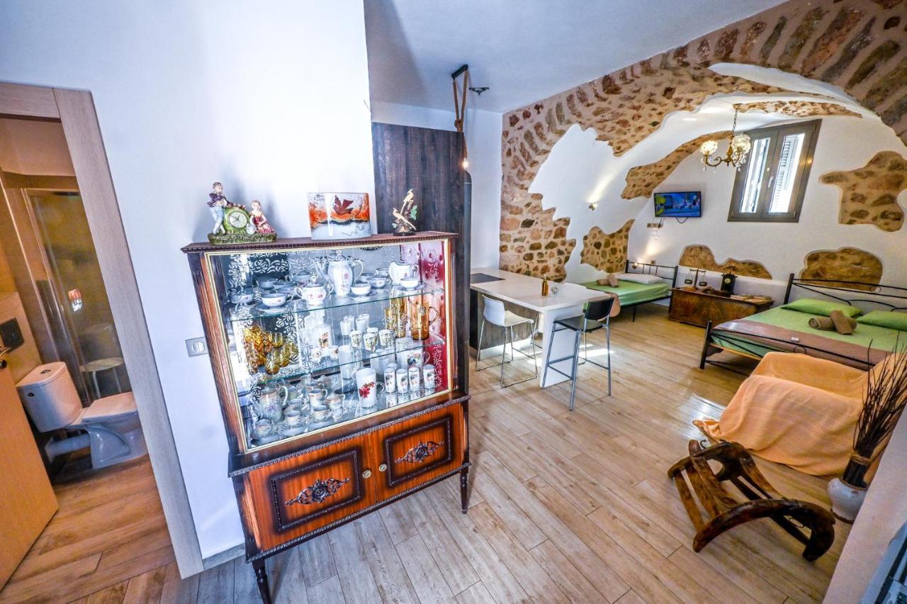 Καμάρα Χωριό Φοινίκι , Kamara Finiki Village Moláoi Kültér fotó
